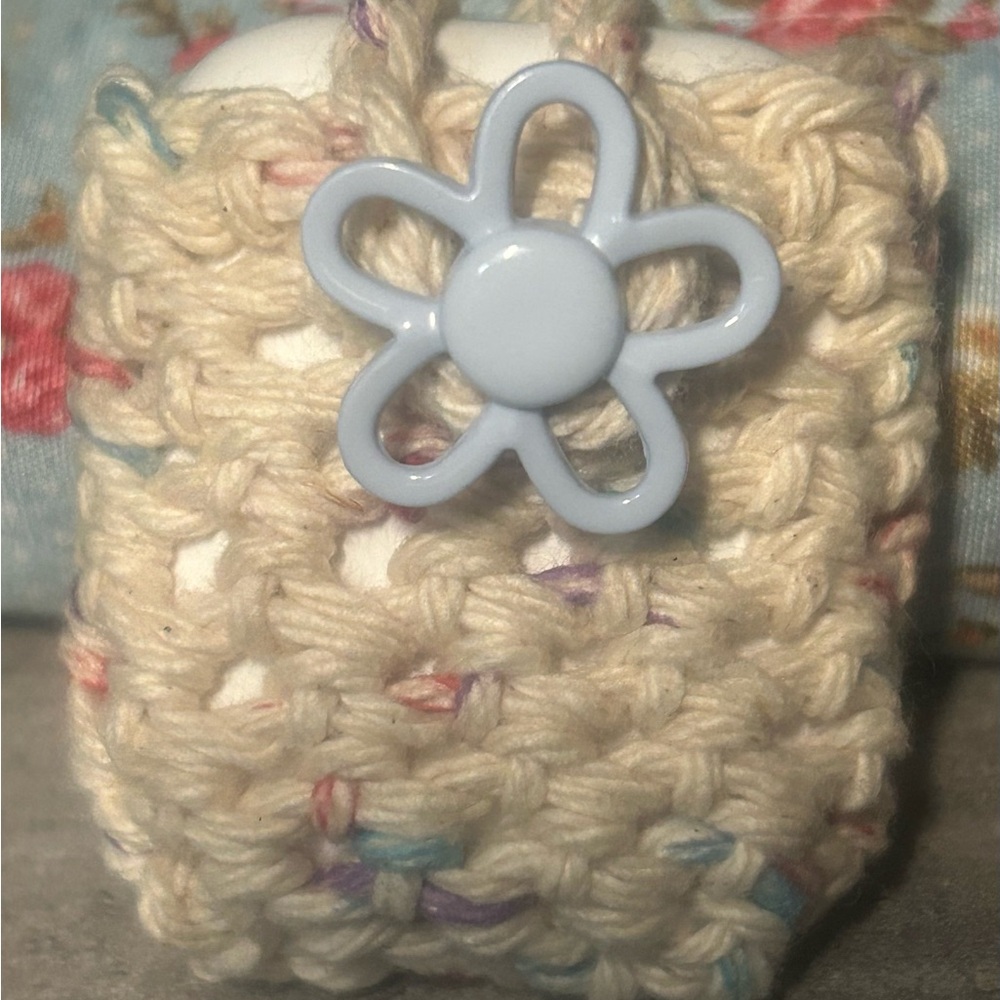 Handmade Crochet Earbud Case. Can make various colors. Cotton material.